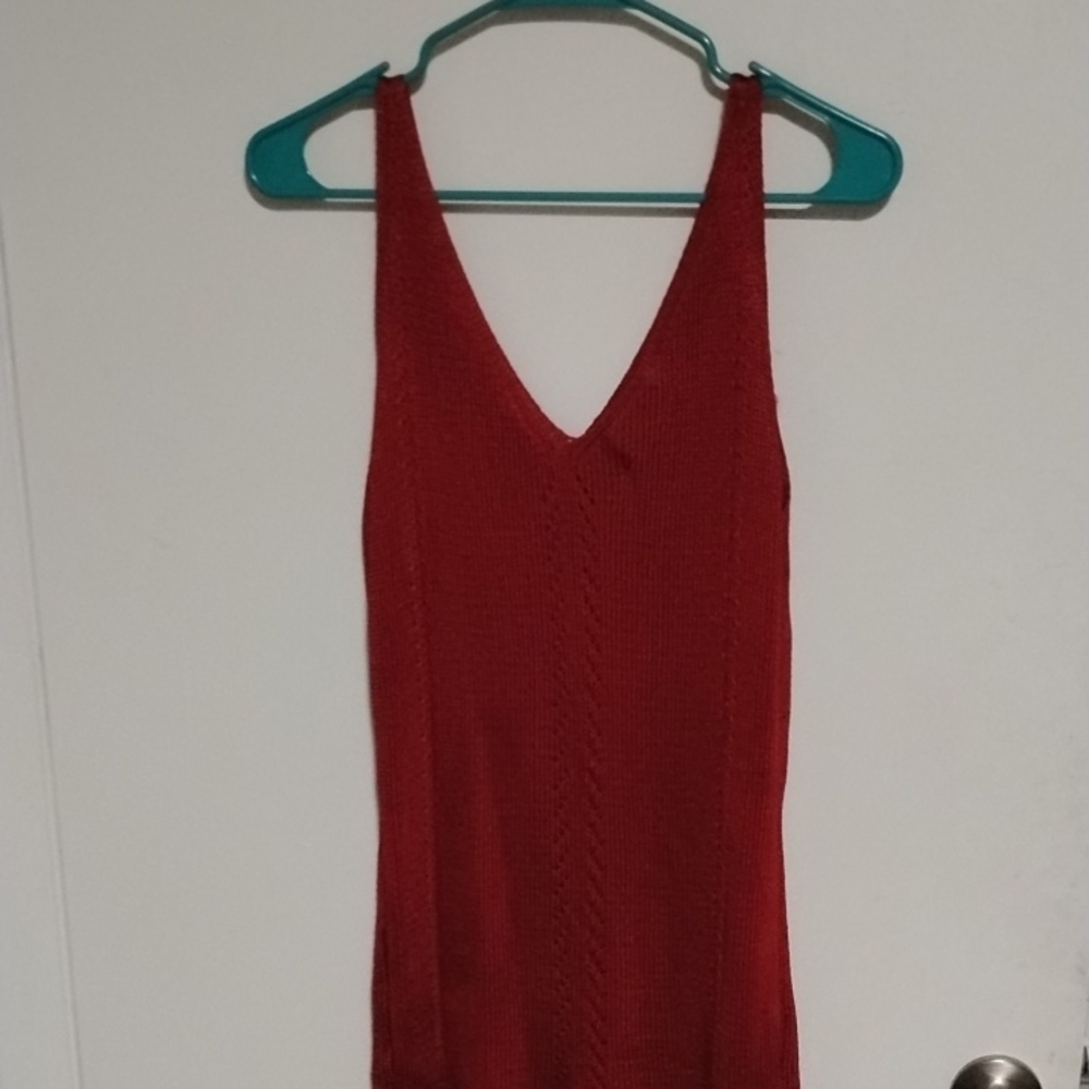 Dana Buchman Red Plunge V-Neck Sleeveless Tank Top